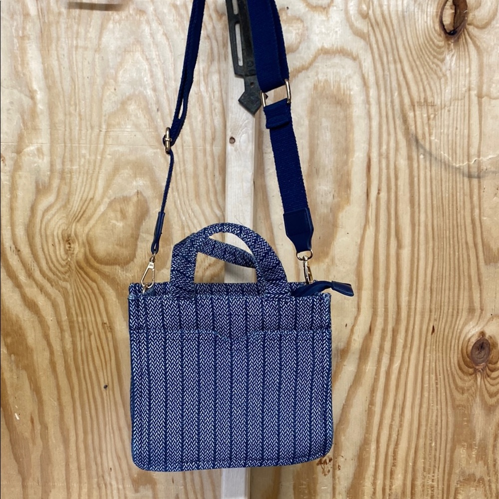 Urban Expressions hand bag or cross body bag.